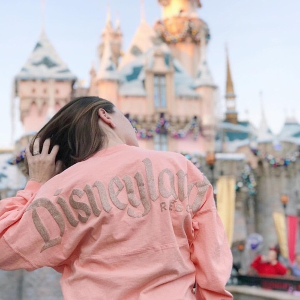 ROSE GOLD DISNEYLAND SPIRIT JERSEY